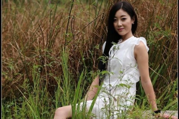 Well, I think you'd better go to her home and have a look at her situation. She really needs your care now, doesn't she? Zheng Zhou taught. Well, I think you'd better go to her home and have a look at her situation. She really needs your care now, doesn't she? Zheng Zhou taught.